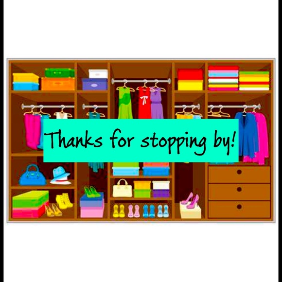 Meet your Posher, Danielle - Picture 2 of 2